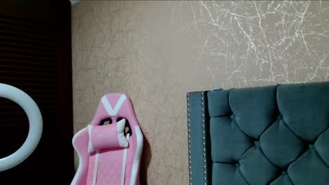       online show from January 2025 11:30:01 PM