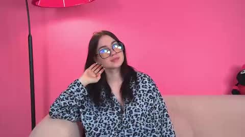 Anne online show from October 2025 08:37:01 AM