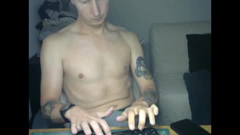 annecylake online show from September 2025 11:37:02 AM