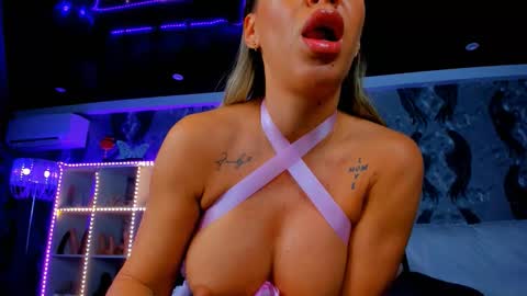 Ana online show from February 2026 04:43:02 AM