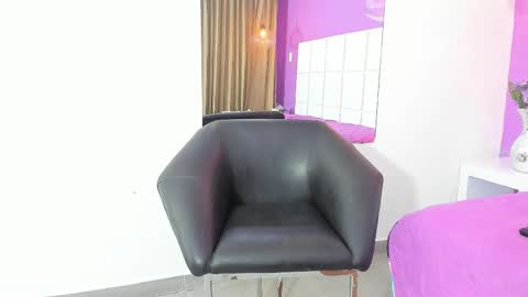 Ann online show from November 2025 08:03:01 AM