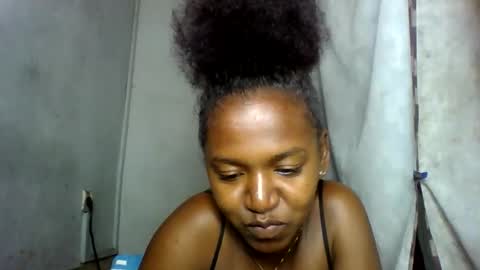 Snapshot of annick98 chatting on February 2026 07:49:01 AM annick98 online show from February 2026 07:49:01 AM