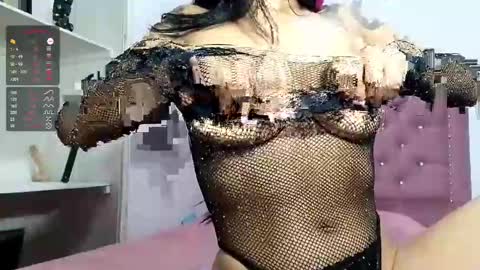 annie online show from March 2025 09:59:01 PM