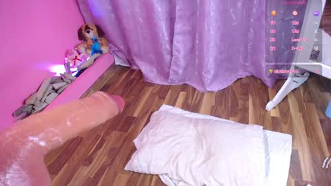 Snapshot of annie_couper chatting on January 2025 10:57:02 PM Annie online show from January 2025 10:57:02 PM