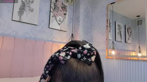 annie_cute18 online show from November 2025 10:41:02 PM