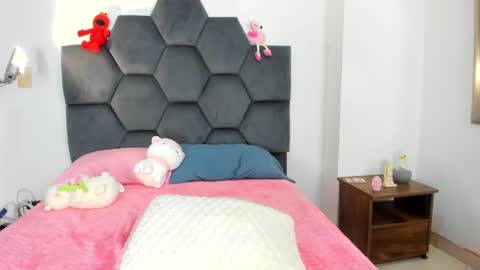 Annie online show from December 2024 12:30:02 AM