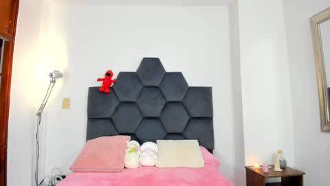 Annie online show from January 2025 05:34:02 PM