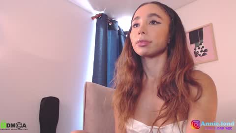 Snapshot of annie_es chatting on January 2025 03:22:02 PM Annie online show from January 2025 03:22:02 PM