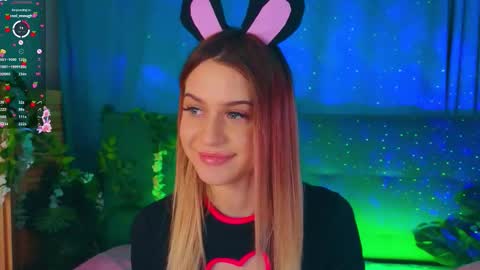 annie online show from February 2026 08:37:02 PM