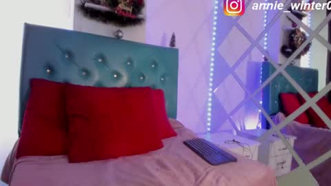 Annie online show from January 2025 09:28:02 PM