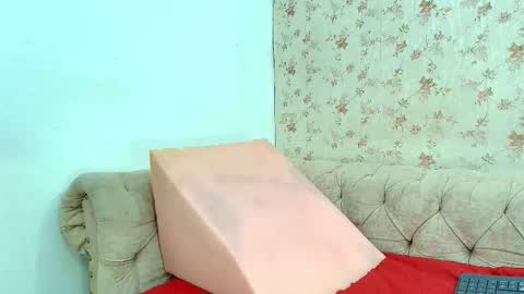 Snapshot of annieberlin chatting on September 2025 03:06:01 AM annie online show from September 2025 03:06:01 AM