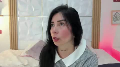 Snapshot of anniee_333 chatting on June 2026 03:49:02 PM online show from June 2026 03:49:02 PM