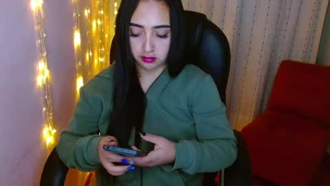   Annie  Independent model Hello all offline tokens are appreciated  thank you for your support.33 online show from January 2025 08:29:01 AM