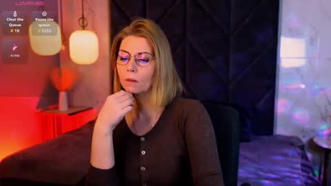 Annie online show from January 2026 08:20:01 AM