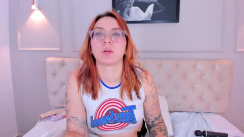 Annie online show from December 2024 05:07:02 PM