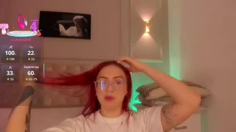 Annie online show from September 2025 12:15:02 PM