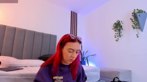 Annie online show from November 2025 12:38:02 PM