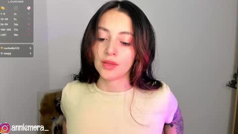 Annie online show from February 2025 03:01:02 AM