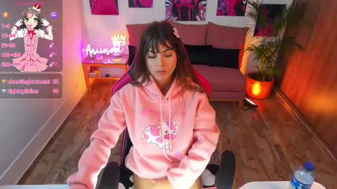 Annie FROM 8AM TO 4PM CDT online show from February 2025 10:07:02 PM