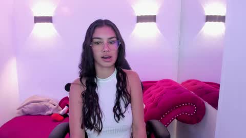 Annie Evans  online show from January 2025 02:26:01 PM