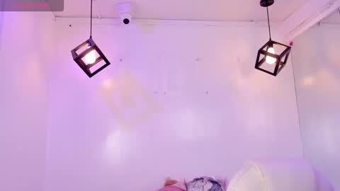 Annie Evans  online show from March 2026 03:34:02 AM