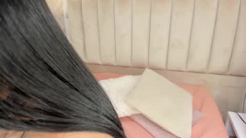 Annie Queen online show from March 2026 02:50:01 AM