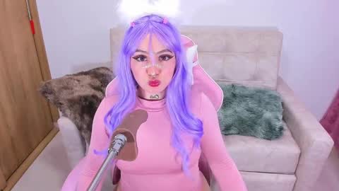 Gise. online show from December 2024 01:20:02 AM