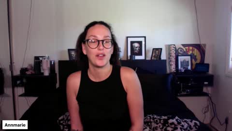 Ann online show from October 2025 04:09:01 PM