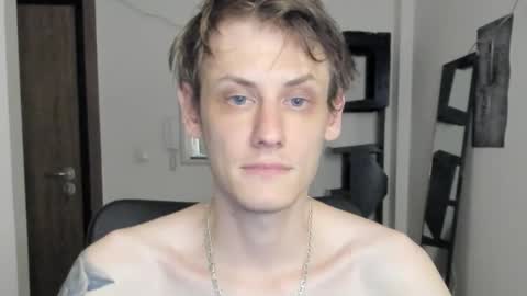 Snapshot of annonimsick chatting on February 2026 07:28:01 PM online show from February 2026 07:28:01 PM