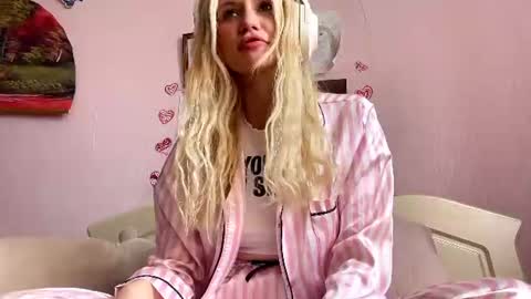 Hello my name is Kate online show from June 2026 07:34:01 AM