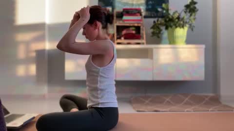 Snapshot of anntics_ chatting on September 2025 02:54:02 AM N antics online show from September 2025 02:54:02 AM