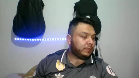 lion kennedy independent model moderator online show from October 2025 03:06:02 AM