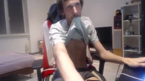 LoyalDog online show from April 2026 05:43:02 PM