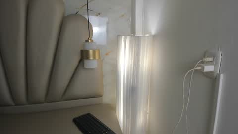 Snapshot of anny_bridge chatting on June 2026 08:40:02 PM Anny bridge online show from June 2026 08:40:02 PM