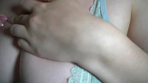 Anny online show from April 2026 05:52:01 AM