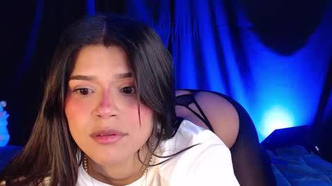 Snapshot of anny_jhoson chatting on December 2025 04:07:01 AM ANNY online show from December 2025 04:07:01 AM