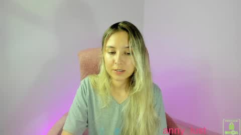 Issabela online show from November 2025 03:56:01 PM