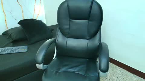 Anny online show from September 2025 05:33:01 AM