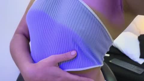 Anny online show from November 2025 03:16:02 AM