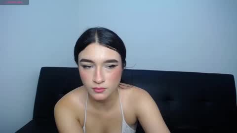 Anny online show from December 2025 03:38:02 PM