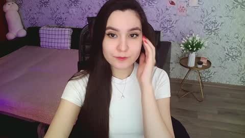 Snapshot of anny_shine chatting on December 2024 03:44:01 AM Annie online show from December 2024 03:44:01 AM