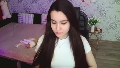 Snapshot of anny_shine chatting on December 2024 06:45:02 AM Annie online show from December 2024 06:45:02 AM