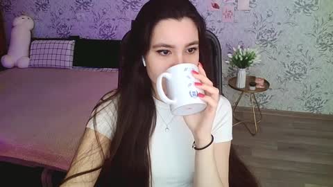 Snapshot of anny_shine chatting on January 2025 04:54:02 AM Annie online show from January 2025 04:54:02 AM