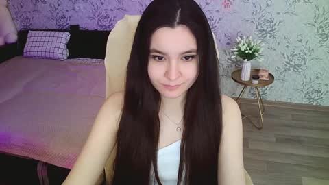 Snapshot of anny_shine chatting on January 2025 08:30:01 AM Annie online show from January 2025 08:30:01 AM