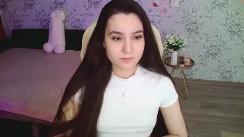 Snapshot of anny_shine chatting on January 2025 11:28:02 AM Annie online show from January 2025 11:28:02 AM