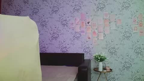 Snapshot of anny_shine chatting on February 2025 05:30:01 AM Annie online show from February 2025 05:30:01 AM