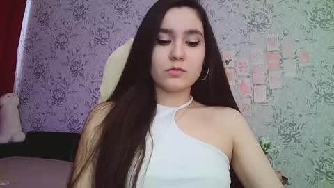 Snapshot of anny_shine chatting on March 2025 07:32:02 AM Annie online show from March 2025 07:32:02 AM