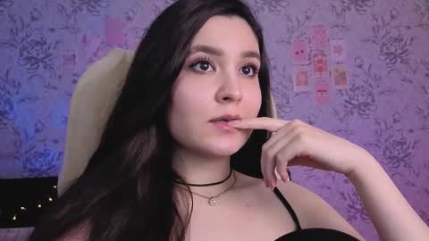 Snapshot of anny_shine chatting on November 2025 01:38:01 AM Annie online show from November 2025 01:38:01 AM