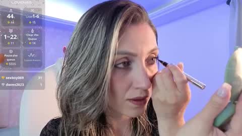 Anny online show from February 2026 12:23:02 PM