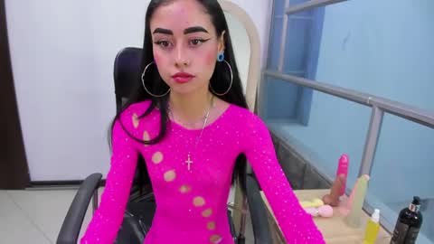 Anny online show from September 2025 02:05:02 PM